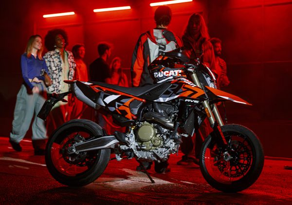 Ducati-world-premiere - Ducati: Moto, MotoGP & Superbike